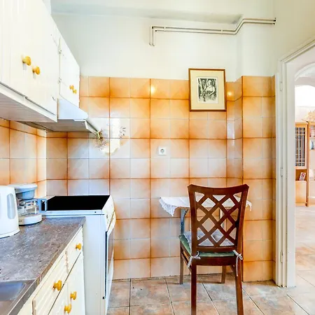 Apartment Georgia's Corfu (city)
