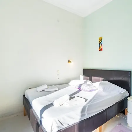 Georgia's Apartament Corfu (city)